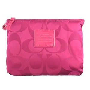 🆕 Coach Signature Nylon Weekender Pocket Hot Pink